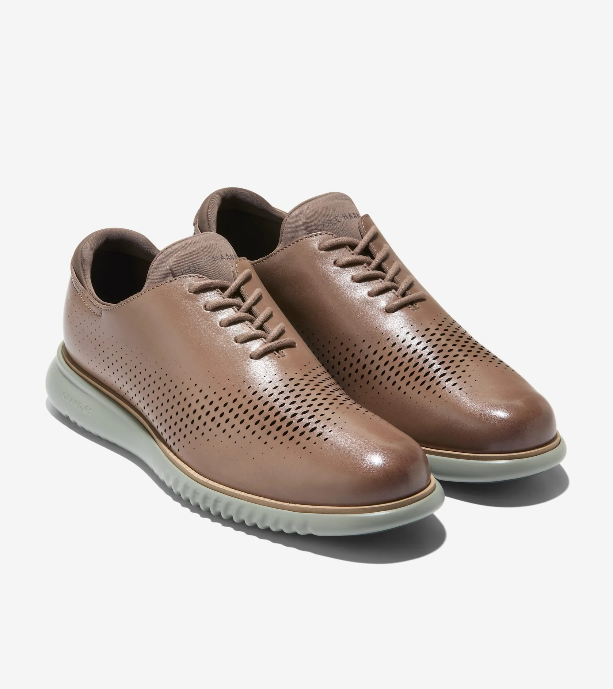 Men's 2.ZERØGRAND Laser Wingtip Oxfords - Image 5