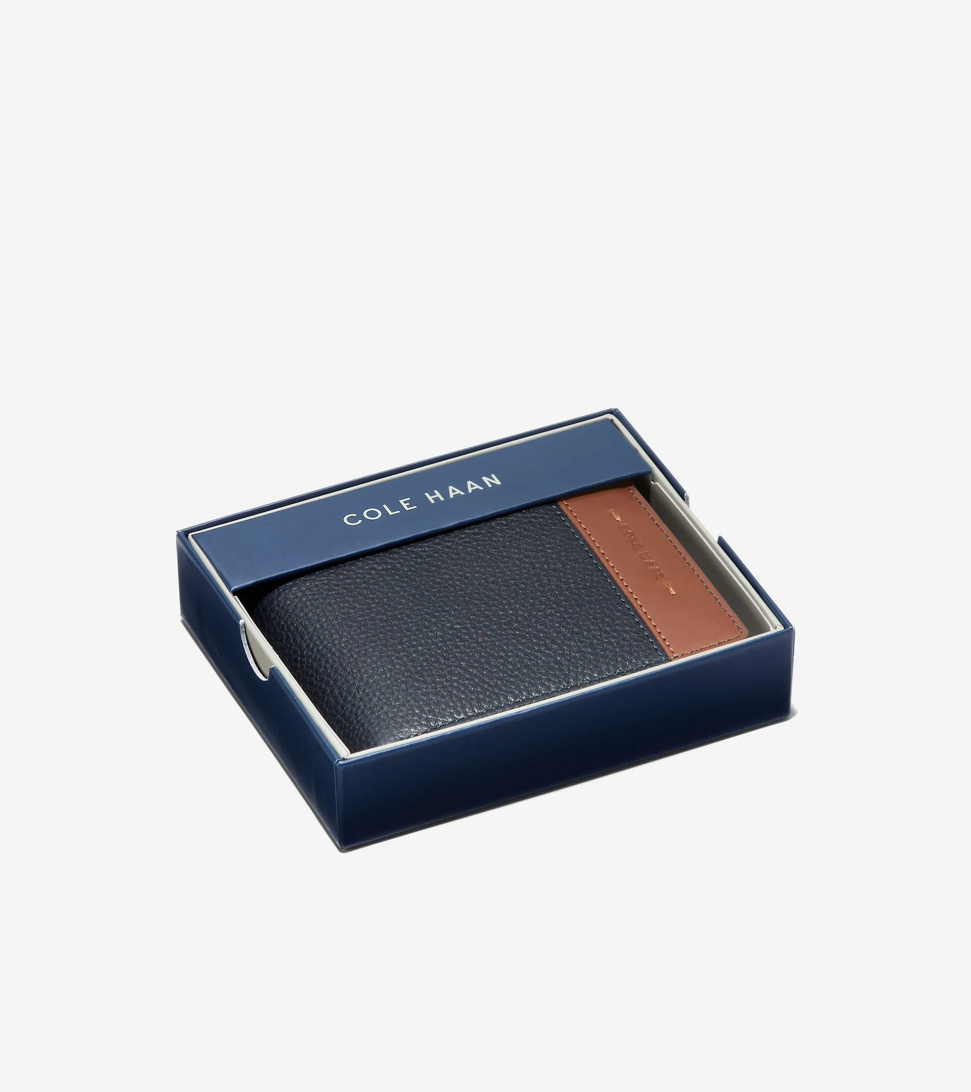 Men's Triboro Leather Wallet - Image 4